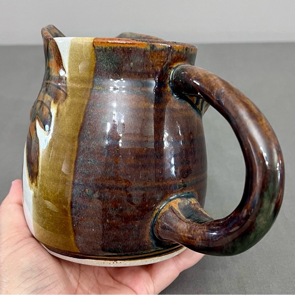 Signed Cat Creamer Pottery 5.5x3.75” - Picture 3 of 8